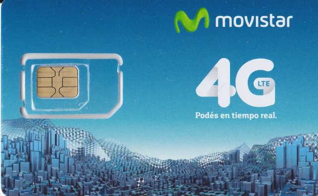 MovistarのプリペイドSIMカード 表