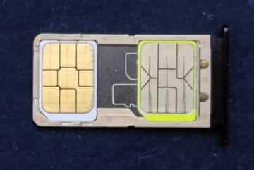 Ulefone Power 6のSIMトレイ (SIMカード2枚)