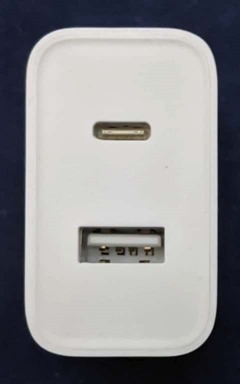 USBチャージャー USBポート